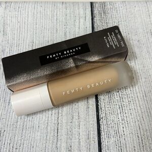 Fenty Beauty by Rihanna • Pro Filt’r Soft Matte Longwear Foundation • Color 190